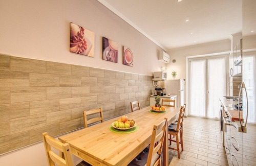 Quartiere XXXIV Lido di Ostia Levante Apartment | Cozy Apartment with Ocean View Near Rome's Scenic Beaches