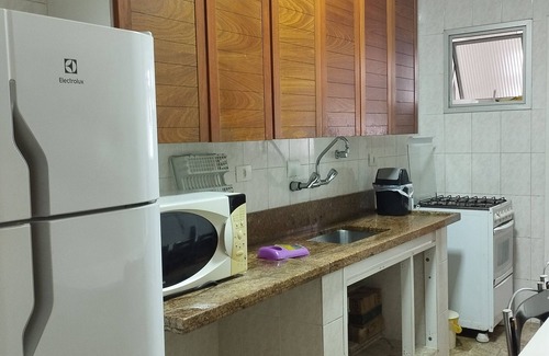 Pitangueiras Apartment | Beachside Apartment with Two Suites and Ocean Views