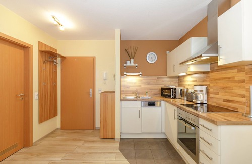Kuhlungsborn Ost Apartment | Beachside Apartment with Ocean View and Pet-Friendly Perks