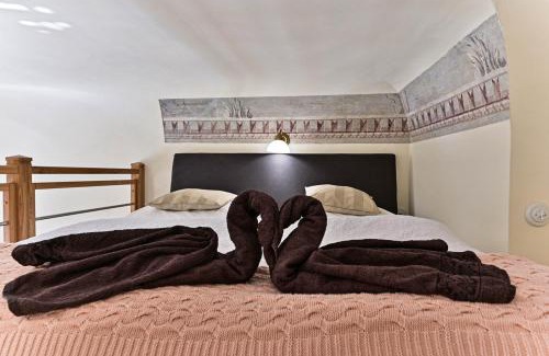 Mala Strana Apartment | Stylish Apartment Nebovidy II in Historic City Center