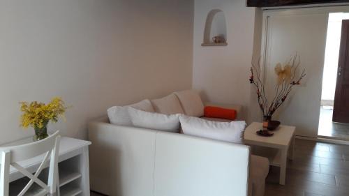 Rakotule Apartment | Perfect Getaway at Apartment Nena with Private Entrance