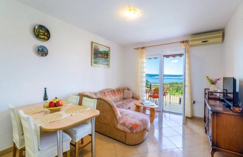 Klanfari Apartment | Cozy Apartment NENAD: Rated 9/10, Pet & Child Friendly