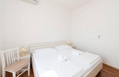 Trsteno Apartment | Family-Friendly Apartment Nene: Your Ideal Getaway