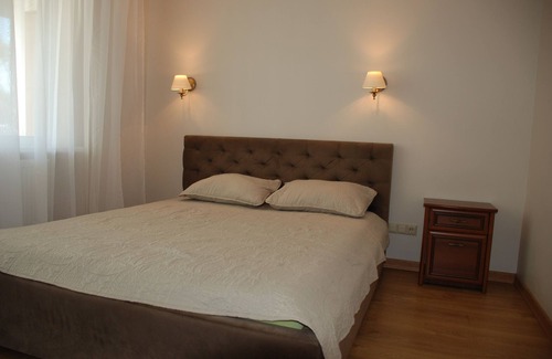 Klaipeda Apartment | Cozy Apartment "Neringa" Near Beautiful Park & Family-Friendly