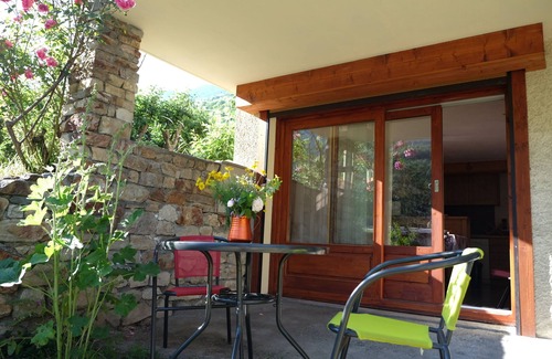 Bozel Apartment | Discover Cozy Garden Apartment in Bozel - Rated 9.4/10