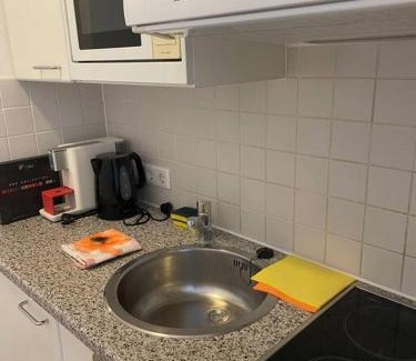 Neubau Apartment | Cozy Apartment Steps from Mariahilferstr - Pet Friendly