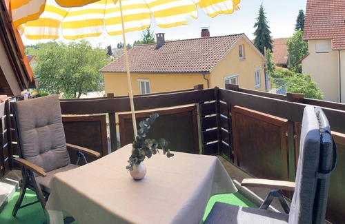 Kressbronn Apartment | Guest Rated 9.2: Apartment Niedan with Balcony & Pool