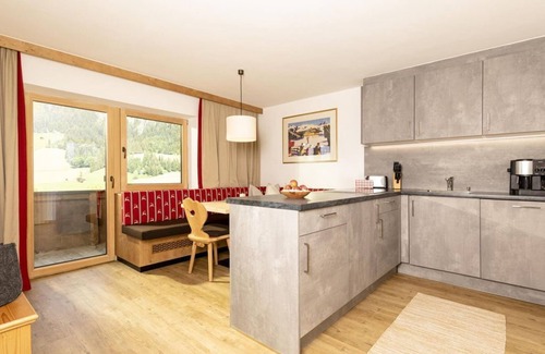 Alpbach Apartment | Guest Rated 10/10: Apartment "Rossmoos" with Spa & Kitchen