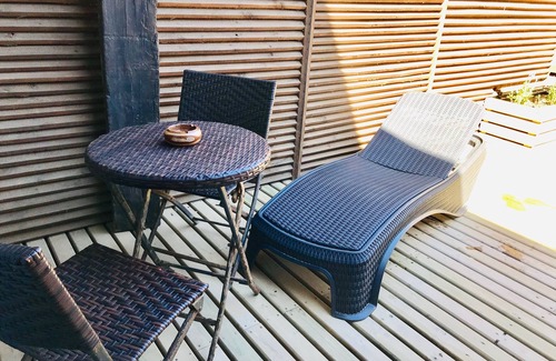 Pichilemu Apartment | Cozy Apartment Nº2 with Large Terrace for Two Guests