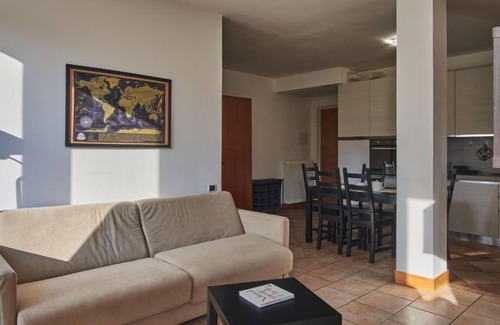 Consiglio di Rumo Apartment | Oceanfront Apartment Nr. 33 with Spa & Pet-Friendly Options