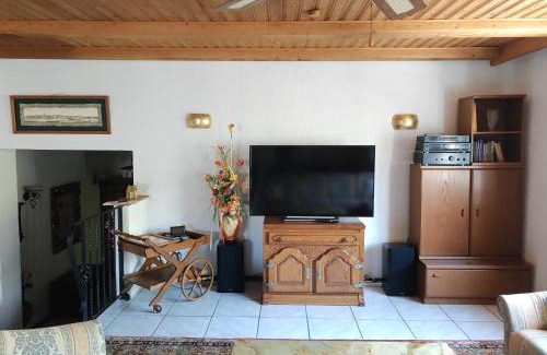 Grafenwohr Apartment | Spacious Apartment O2 - Perfect for 1-5 Guests, Rated 9.6