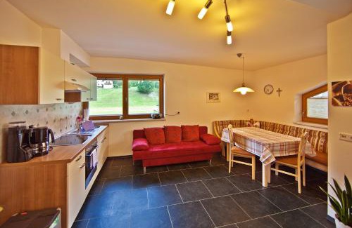 Ramsau im Zillertal Apartment | Pet-Friendly Apartment Oberbichl with Exceptional Guest Ratings