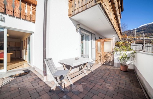 Rifiano Apartment | Modern "Oberegghof Laugen" Apartment with Mountain Views