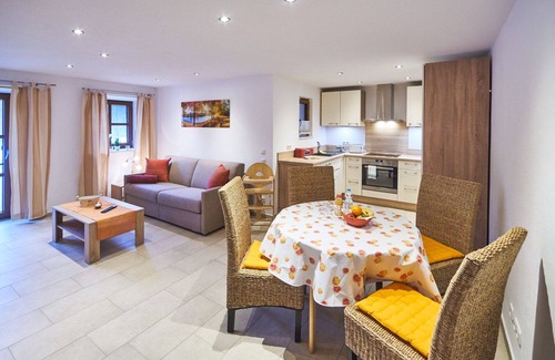 Altotting Apartment | Barrier-Free Apartment Oberstadel: Perfect for 4 Guests!