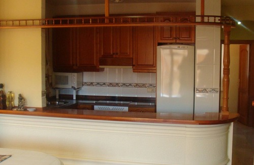 Guardamar del Segura Apartment | Spacious Apartment Near the Sea with Oceanfront Amenities
