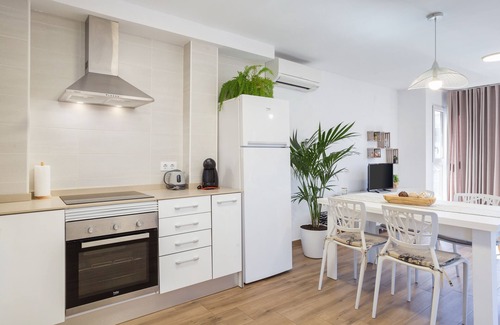Gandia Apartment | Cozy Apartment 'Old Town Gandía' with Oceanfront Views