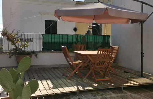 Castro Marina House | Oceanfront Apartment Old Town with Pool and Ocean Views