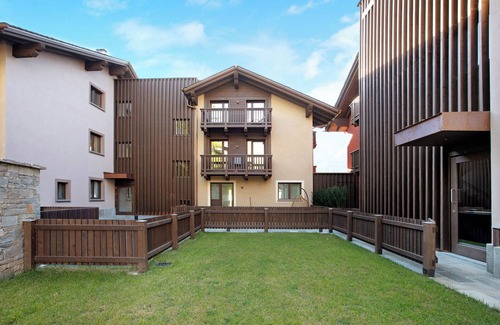 Bormio Apartment | Cozy Olympic Chalet 12/13: Balconies, Wi-Fi & More