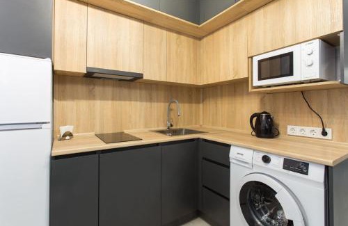 Dzerzhyns'kyi District Apartment | Cozy Apartment on 23 Serpnya with Family-Friendly Amenities