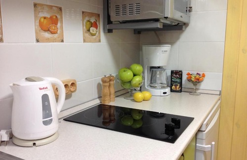 Kostroma Apartment | Top-Rated Apartment on Berendeevskaya with Kitchen Access