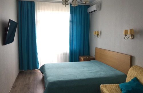 Gelendzhik Apartment | Top-Rated Apartment on Halturina 11: Pet Friendly & Accessible