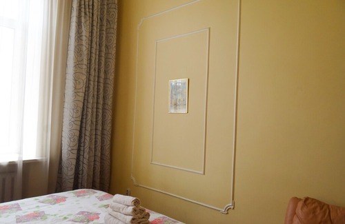 Verkhnie Misto Apartment | Stylish Apartment on Independence Square - Pet Friendly Stay