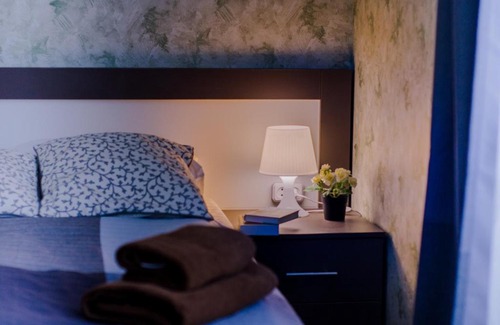 Pskov Apartment | Modern Apartment on Izhorskogo Batalyona 57a - Guest Rated 9/10