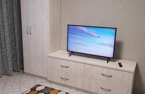 Smolensk Apartment | Highly Rated Apartment on Junatov 4 - Ideal for Travelers