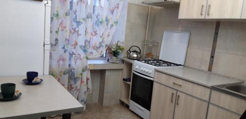 Maliyevtsy Apartment | Oceanview Apartment on Kamyanetskaya Street - Rated 9.4/10