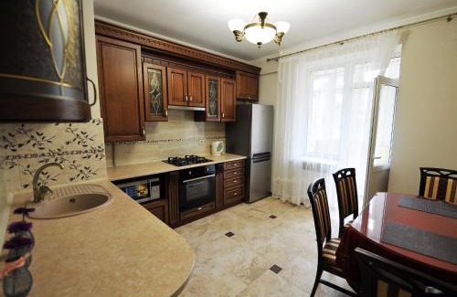Yavory Apartment | Kid-Friendly Apartment on Knyagini Olga Street - Rated 9.6