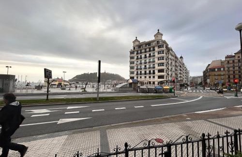 San Sebastian Centro Apartment | Oceanfront Apartment at La Concha Beach - Villa Iru Awaits