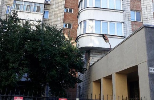 Omsk Apartment | Cozy Apartment on Mayakovskogo 48 - Pet Friendly & Accessible