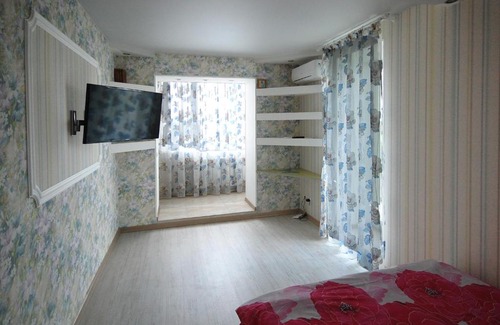 Pervomayskoye Apartment | Comfortable Apartment on Oktyabrskaya Sq with Great Amenities