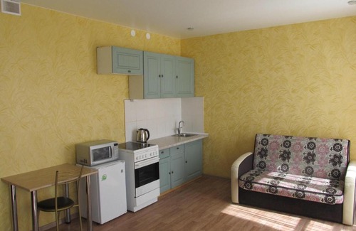 Nizhny Novgorod Apartment | Highly Rated Apartment on Prospekt Gagarina with Hot Tub
