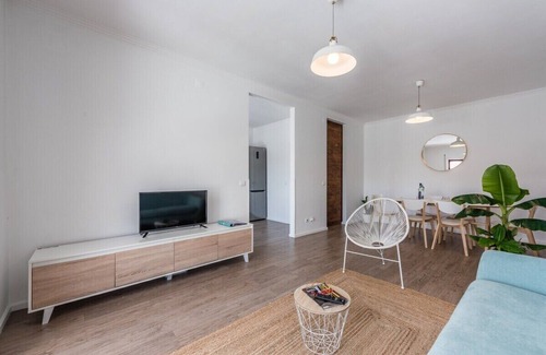 Vila Nova de Gaia Apartment | Coastal Apartment with Ocean View and Free Garage Access