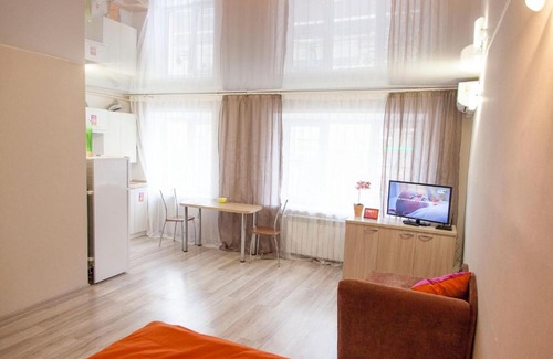 Voronezh Apartment | Cozy Apartment on Pushkinskaya with Breakfast & Pet Friendly