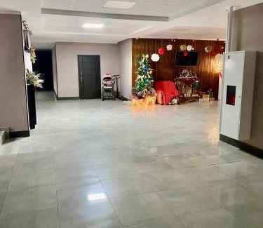 Dniprovs'kyi District Apartment | Pet-Friendly Apartment on Raiduzhniy 58 with Great Reviews