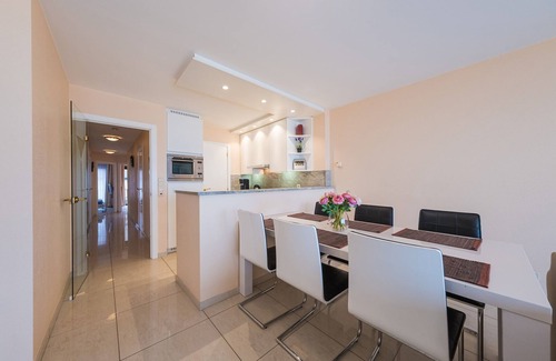 Middelkerke Apartment | Top-Rated Appartement au 5ème étage with Pet-Friendly Amenities