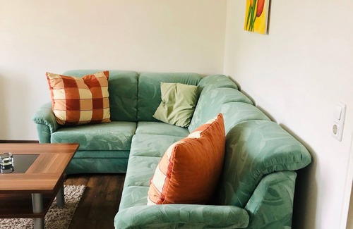 Laubegast Apartment | Cozy Apartment on the Elbe Ferry - Guest Rated 9.8/10