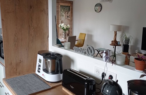 Carpentras Apartment | Ground Floor Apartment in a Secure Residence with Pool