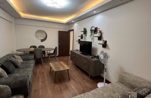 Gaziosmanpasa Apartment | Prime Location Apartment in Vibrant Neighborhood - Rated 10/10
