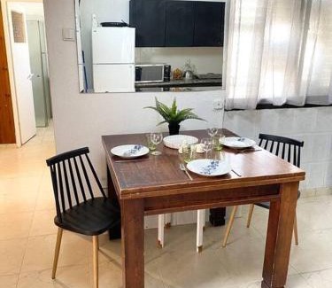 Kiryat Yam Apartment | Family-Friendly Apartment Steps from Mermaid Beach