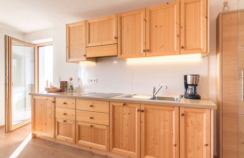 Feldthurns Apartment | Mountain Retreat with Sauna and Scenic Views for Families