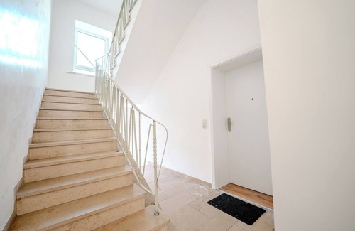 Schweinfurt Apartment | Apartment on the upper floor with 3 bedrooms