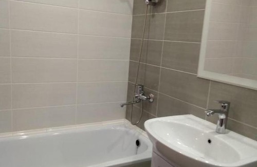 Naberezhnye Chelny Apartment | Comfortable Apartment on ulitsa Akademika Koroleva 37