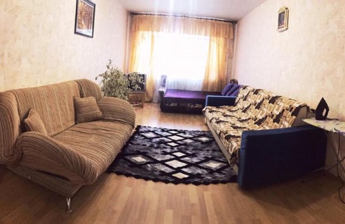 Bryansk Apartment | Highly Rated Apartment on Vali Safronovoy 75 with Accessibility