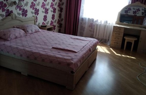 Darnyckyj Apartment | Cozy Apartment on Vaschenko 1 with Ocean View & Hot Tub