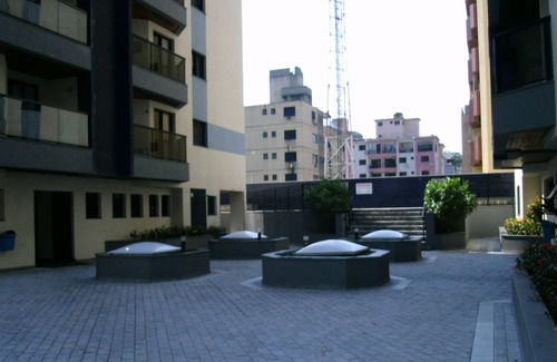 Tombo Apartment | Apartment one block from the beach of Tombo- Guarujá