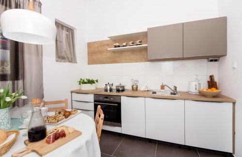 Okrug Donji Apartment | Oceanfront Retreat: Apartment One with Perfect Guest Rating