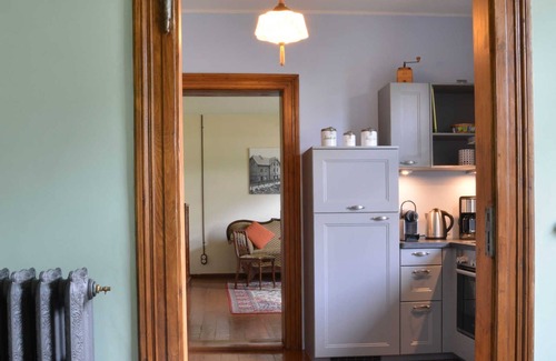 Gohlis-Sud Apartment | Cozy Apartment ONE at Old Train Station in Leipzig